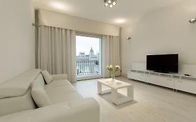 The Parliament View Apartment